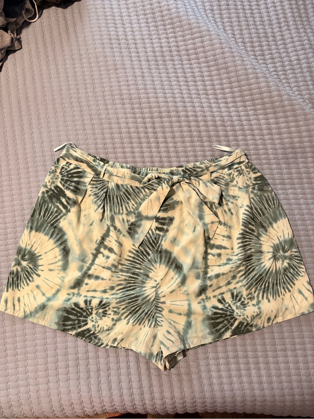 Fashion Nova Green and Cream High Waist Tie-Dye Shorts